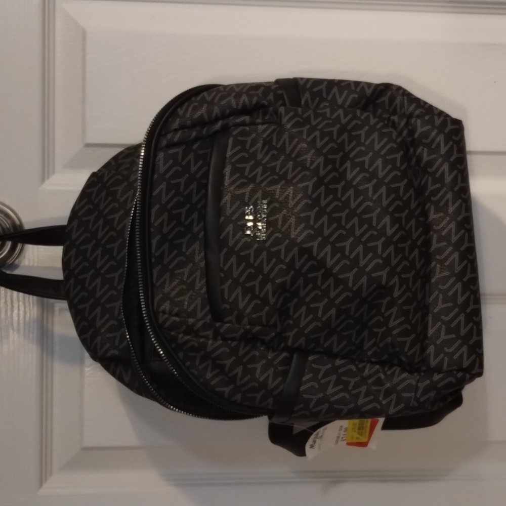 Backpack - Picture 1 of 3